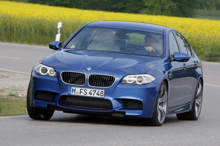  BMW M5 2011 года  (фото 233 из 344)